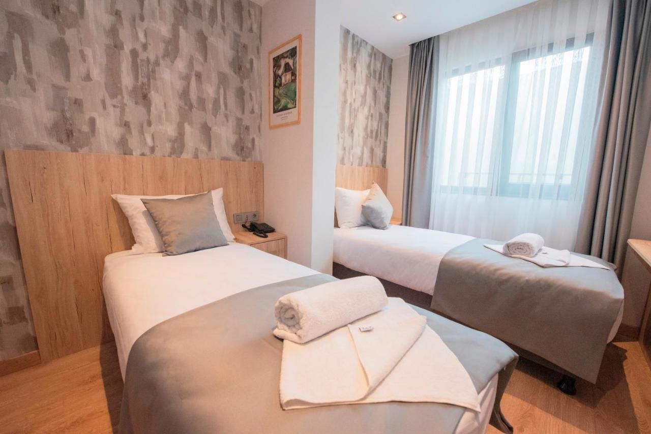 Mahya Hotel Istanbul Exterior photo